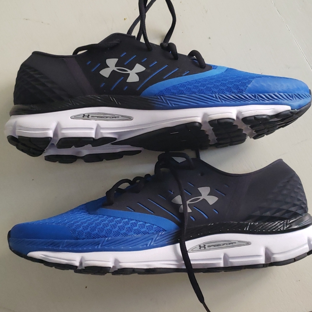 Under Armour Speedform Men's size 12.